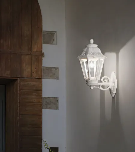 Lampada da esterno in resina Dafne di Ideal Lux